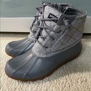 NWT Sperry Saltwater Wool Embossed Duck Boots